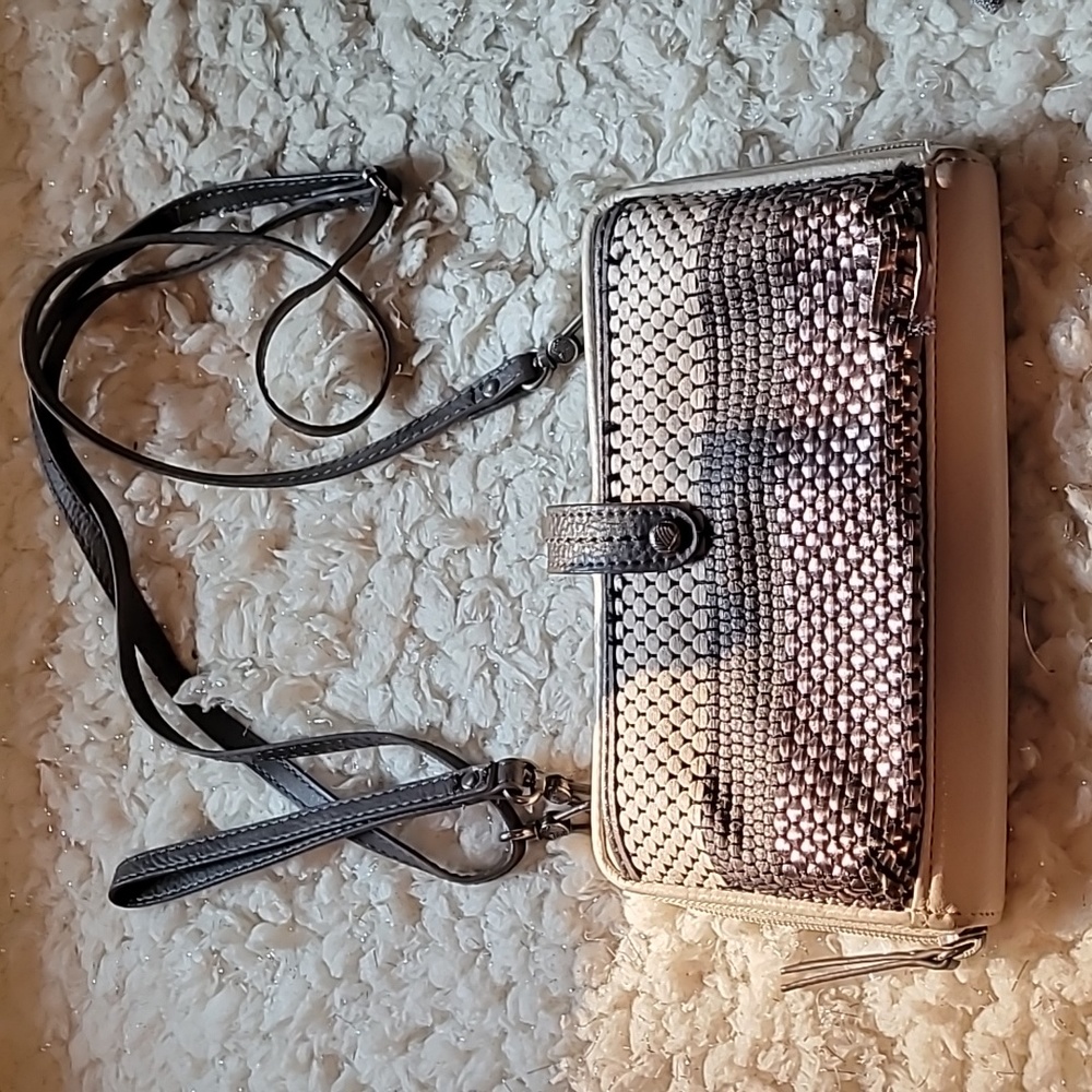 The sak 🖤 purse